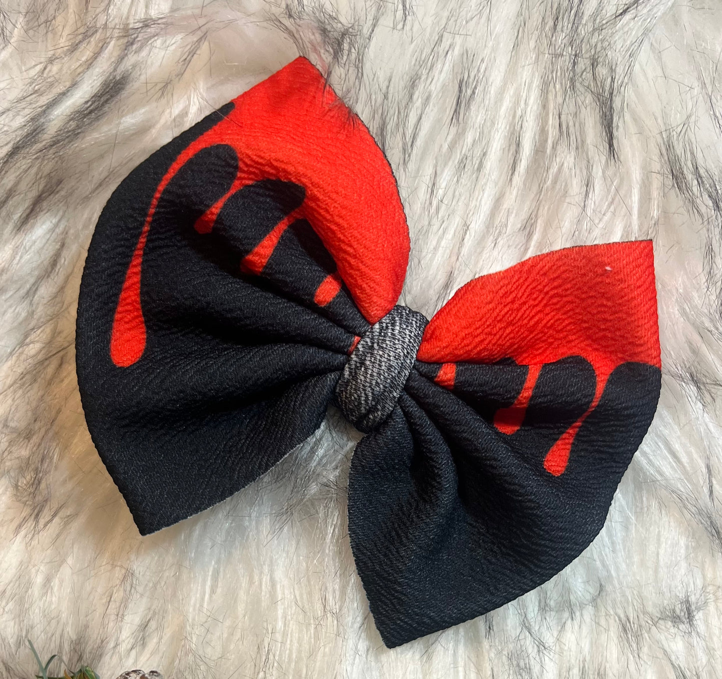 Black & Red bow(clip)